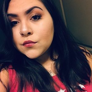 Meet your Posher, Dani